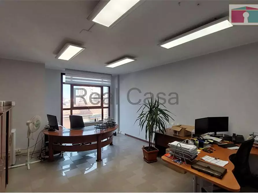 Immagine 17 di Ufficio in vendita  in Via Marianini  a Modena
