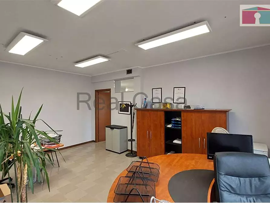 Immagine 19 di Ufficio in vendita  in Via Marianini  a Modena