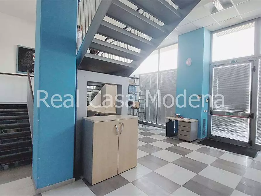 Immagine 1 di Ufficio in vendita  in Strada Sant'Anna  a Modena