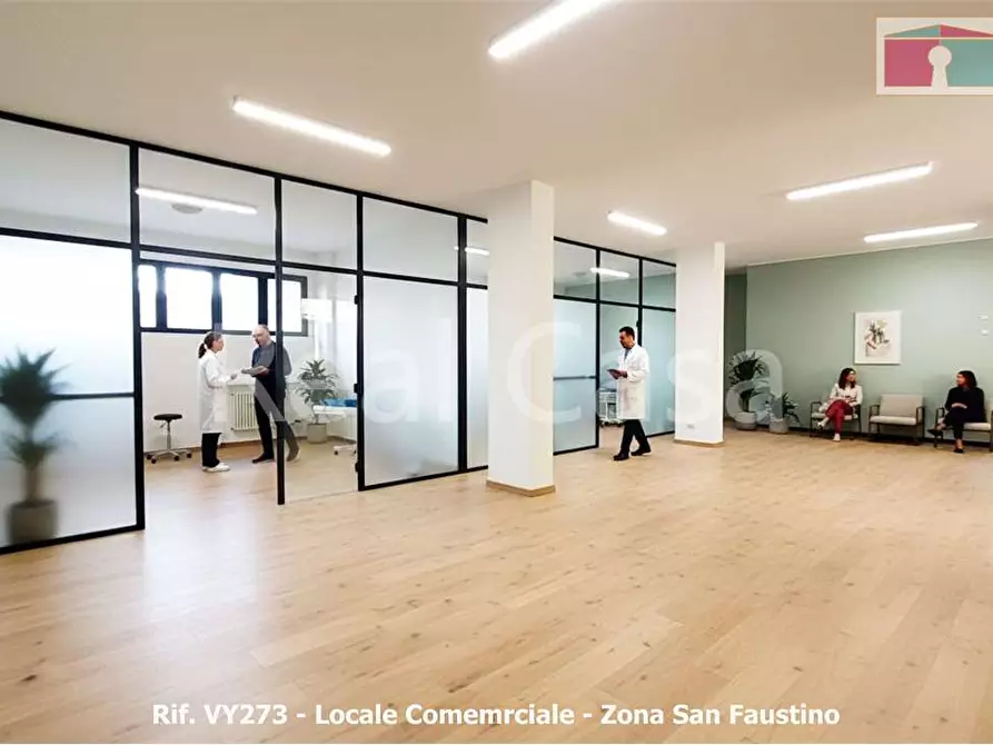 Immagine 2 di Ufficio in vendita  in Via Giardini  322 a Modena