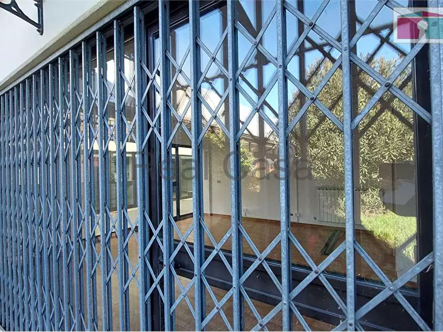 Immagine 17 di Negozio in affitto  in Via Fratelli Rosselli 140 a Modena