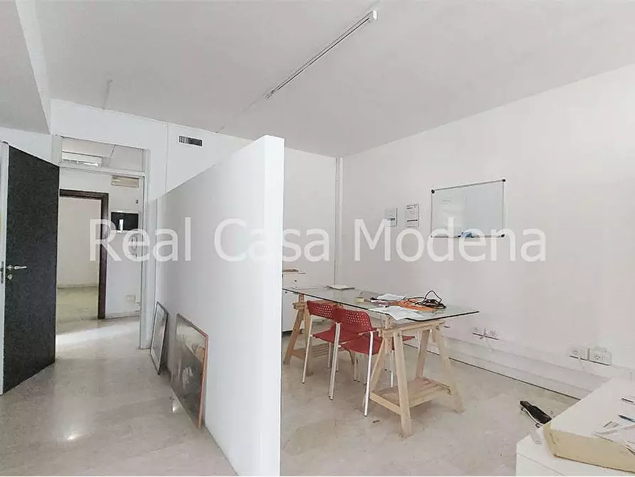Immagine 3 di Ufficio in vendita  in Via Cagliostro  a Modena