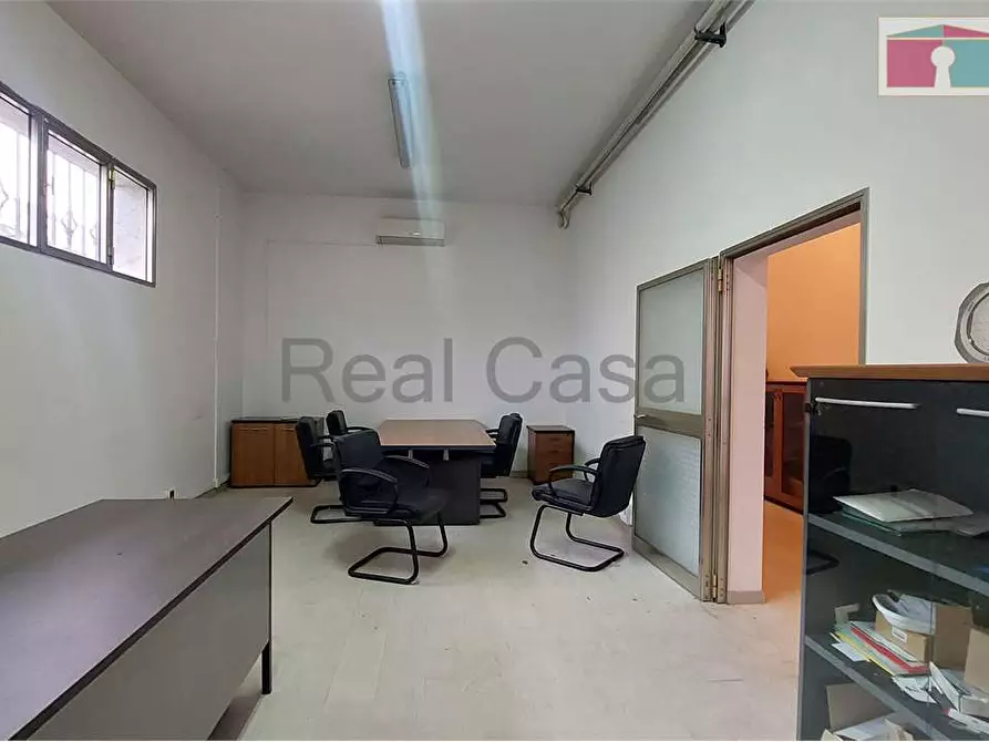 Immagine 32 di Laboratorio in affitto  in Via cesare della chiesa a Modena