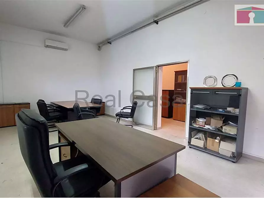 Immagine 33 di Laboratorio in affitto  in Via cesare della chiesa a Modena