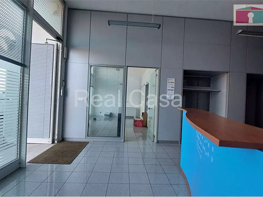 Immagine 8 di Laboratorio in affitto  in Via Gerosa 32 a Modena