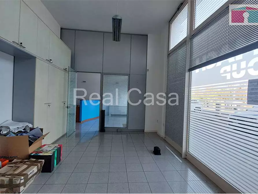 Immagine 14 di Laboratorio in affitto  in Via Gerosa 32 a Modena