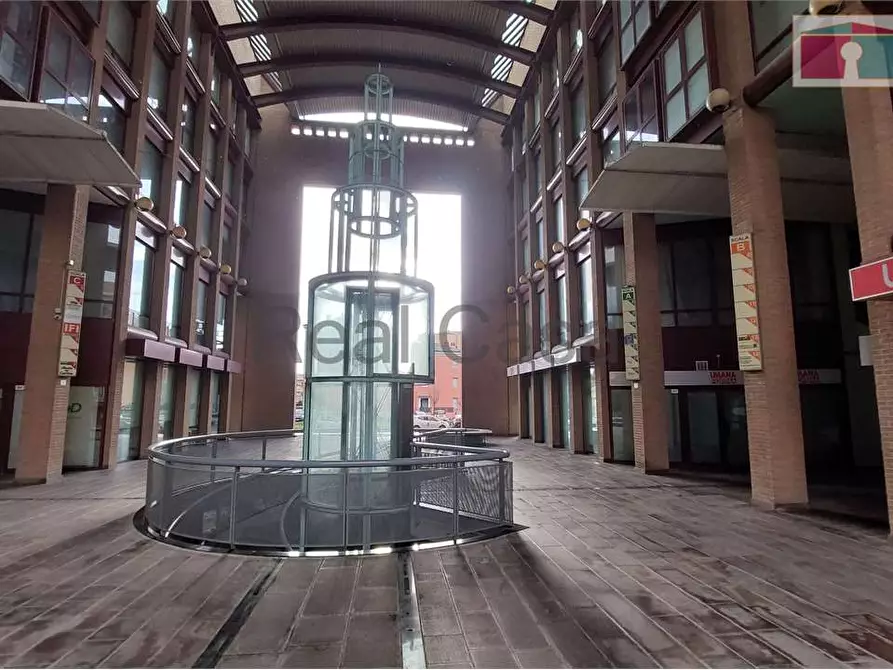 Immagine 23 di Ufficio in affitto  in Via Marianini  a Modena