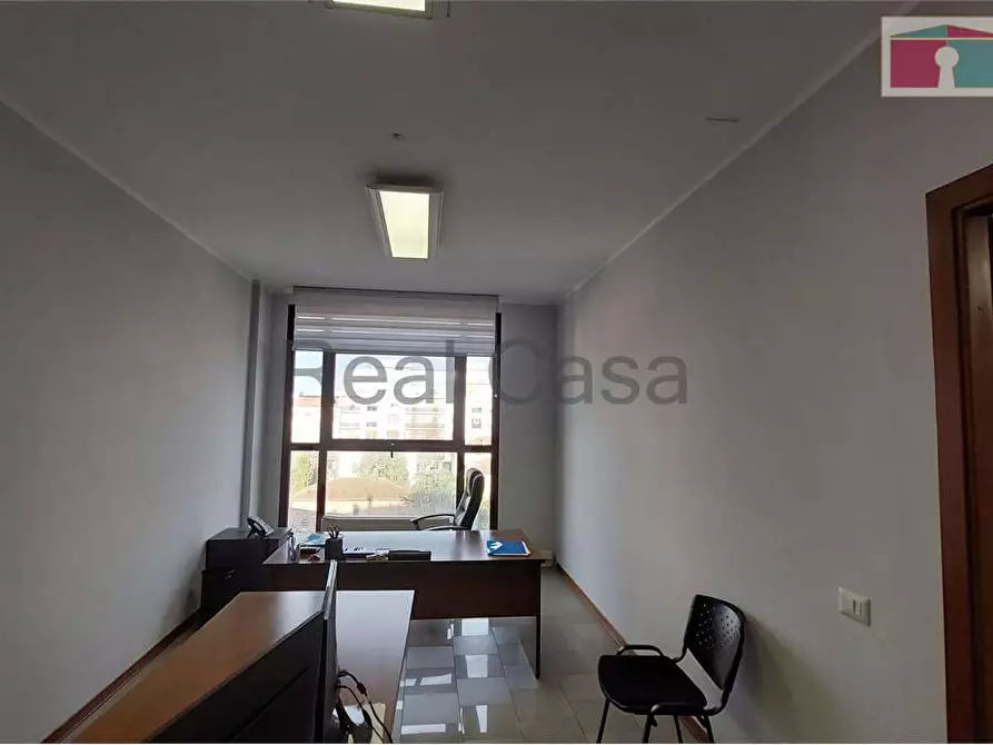 Immagine 12 di Ufficio in vendita  in Via Marianini  a Modena