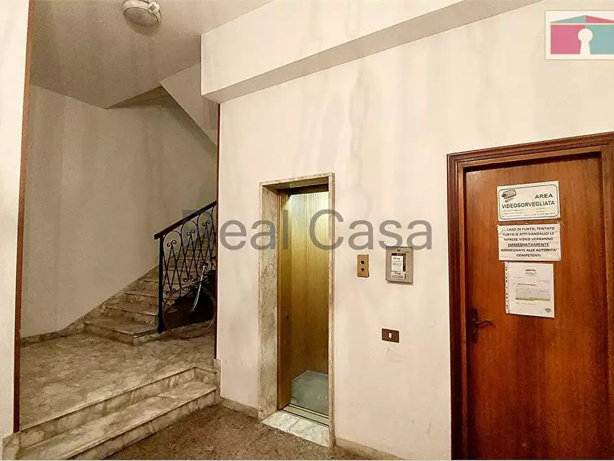 Immagine 37 di Appartamento in vendita  in Via Rua del Muro  87 a Modena
