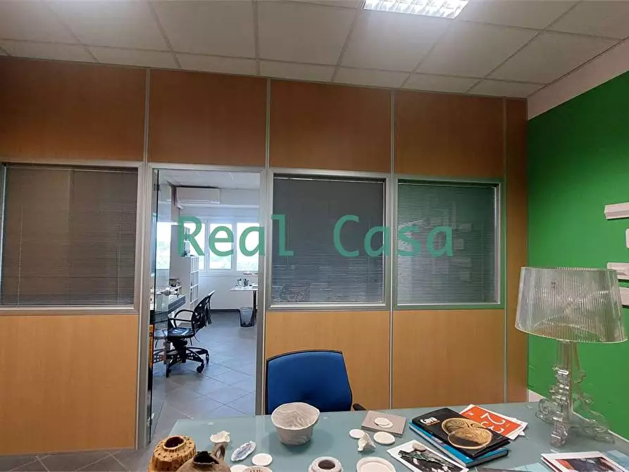 Immagine 5 di Ufficio in affitto  a Maranello