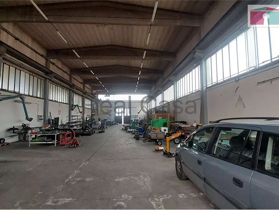 Immagine 4 di Capannone industriale in affitto  in Via dell'Artigianato  42 a Modena