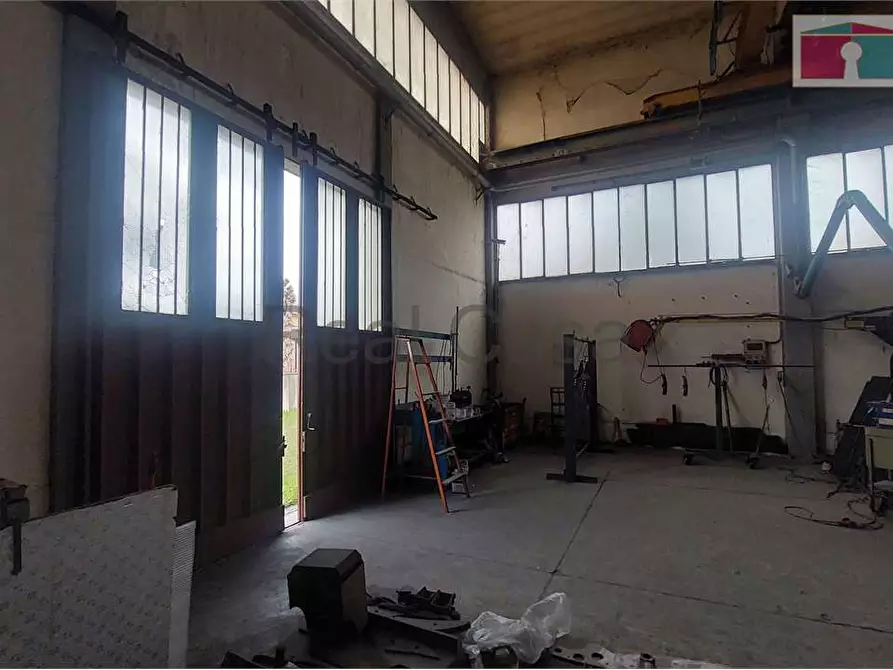 Immagine 8 di Capannone industriale in affitto  in Via dell'Artigianato  42 a Modena