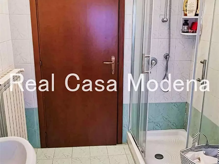 Immagine 6 di Appartamento in affitto  in strada paganine a Modena