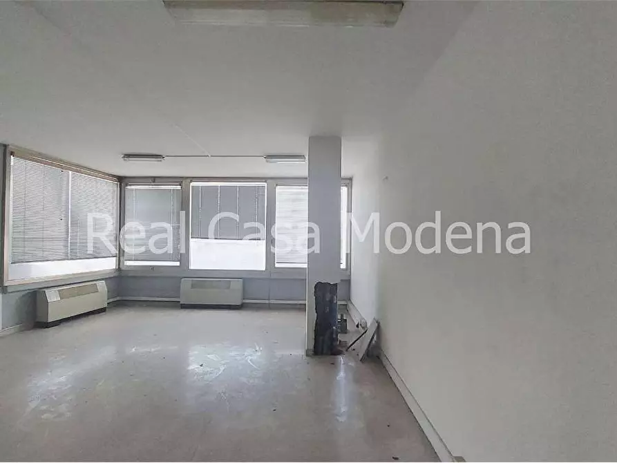 Immagine 7 di Ufficio in vendita  in Via Cagliostro a Modena
