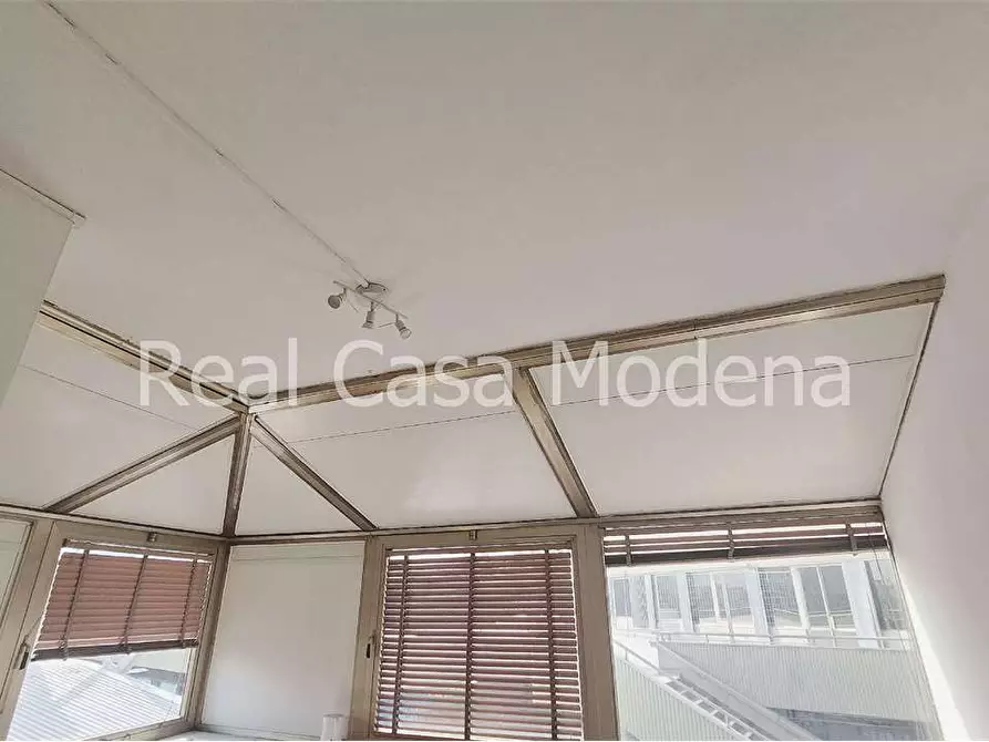 Immagine 26 di Ufficio in vendita  in Via Cagliostro a Modena