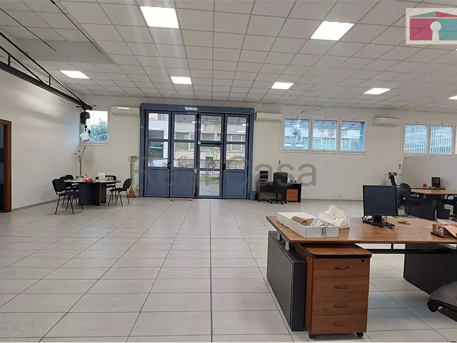 Immagine 9 di Laboratorio in affitto  in Via cesare della chiesa a Modena