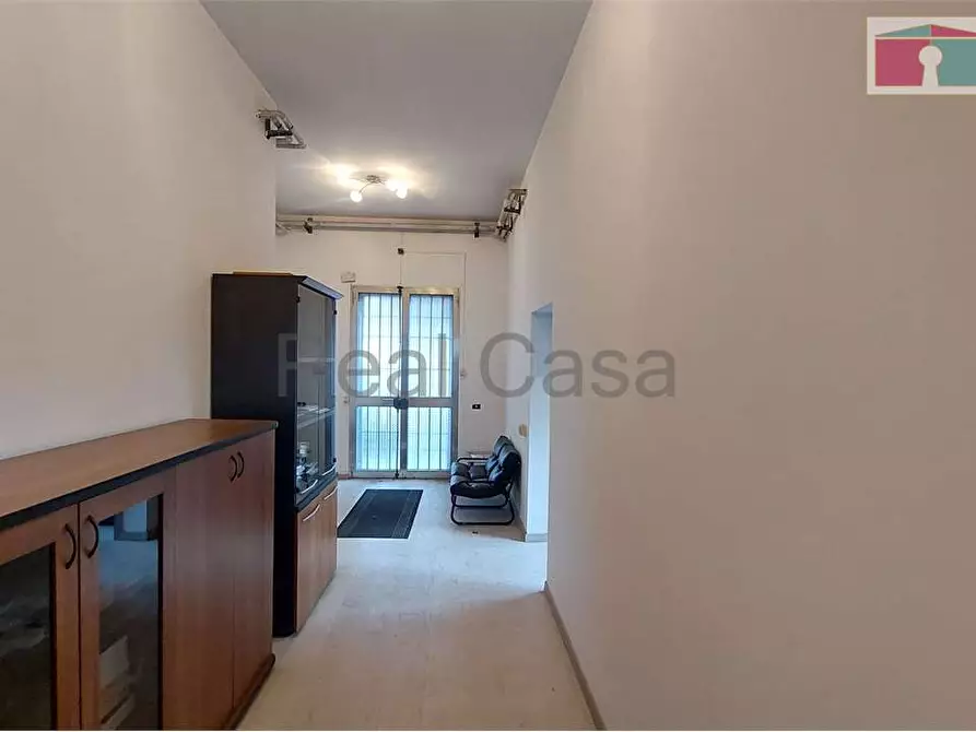 Immagine 27 di Laboratorio in affitto  in Via cesare della chiesa a Modena