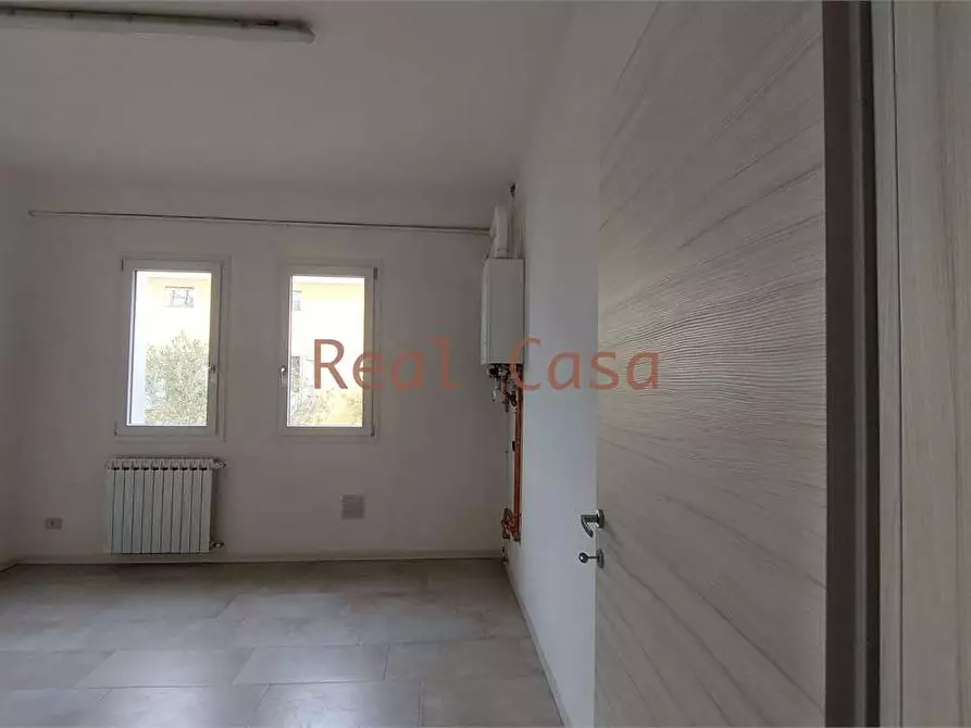 Immagine 7 di Laboratorio in affitto  in Viale Caduti sul lavoro  a Modena