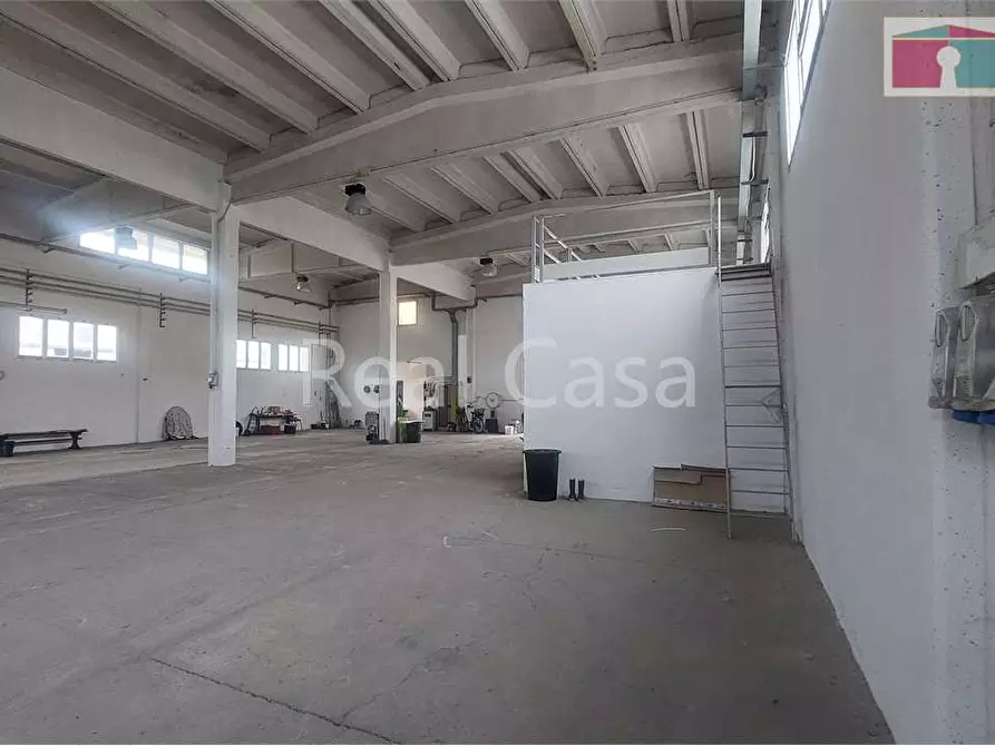 Immagine 23 di Capannone industriale in affitto  in Strada Canaletto Sud a Modena
