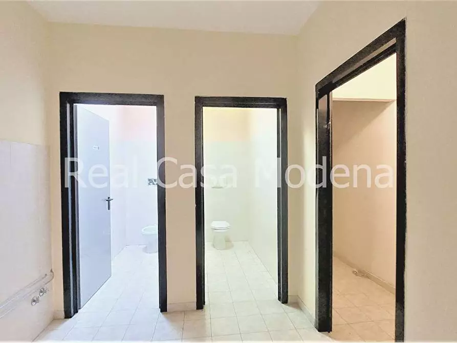 Immagine 17 di Ufficio in affitto  in Via Strada Santa Caterina a Modena