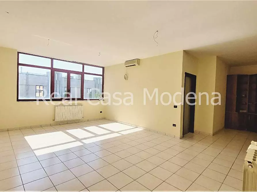 Immagine 25 di Ufficio in affitto  in Via Strada Santa Caterina a Modena