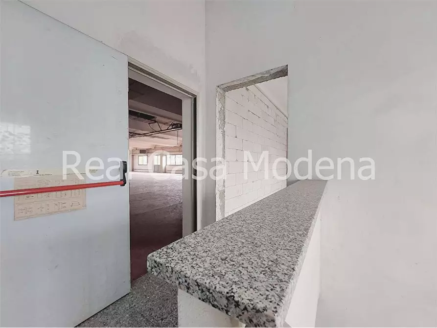 Immagine 24 di Capannone industriale in affitto  a Castelnuovo Rangone
