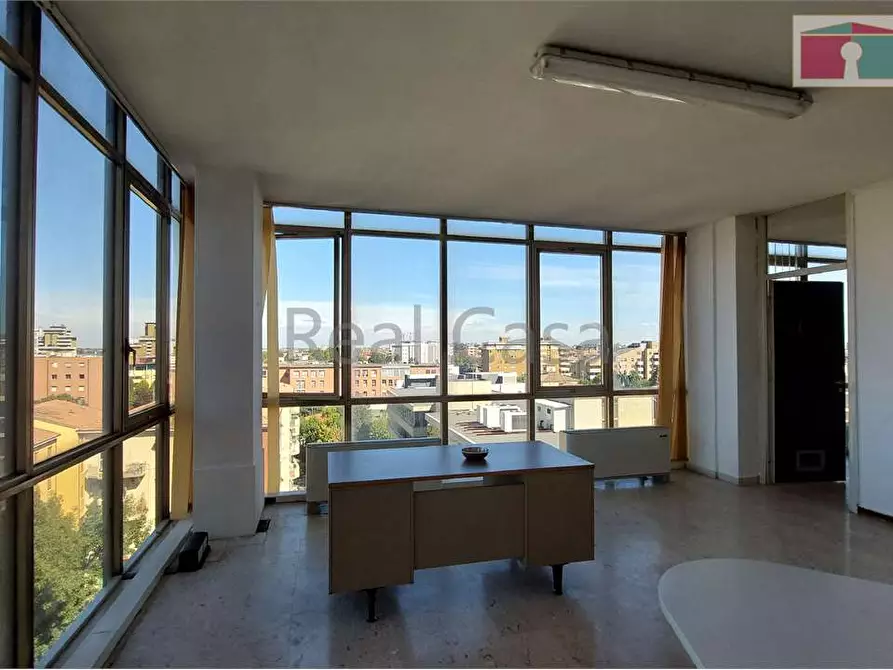 Immagine 2 di Ufficio in vendita  in Via Cagliostro a Modena