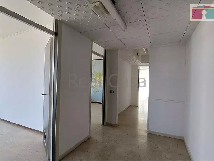 Immagine 9 di Ufficio in vendita  in Via Cagliostro a Modena