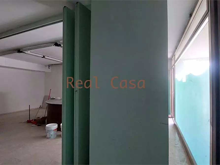 Immagine 11 di Ufficio in vendita  in Via Giardini  470 a Modena