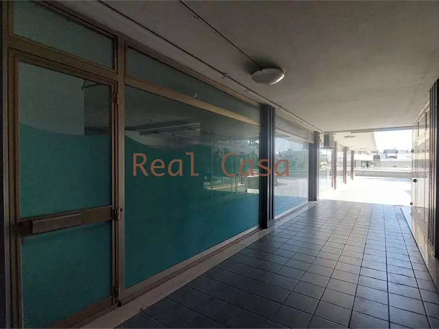 Immagine 15 di Ufficio in vendita  in Via Giardini  470 a Modena