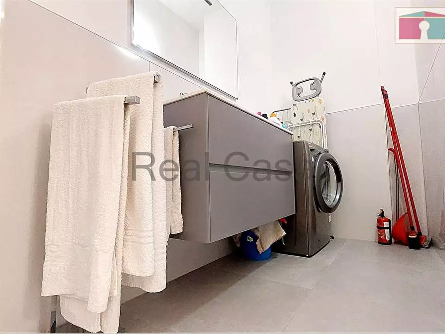 Immagine 22 di Appartamento in vendita  in Via Rua del Muro  87 a Modena