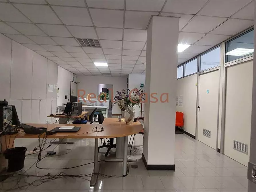 Immagine 15 di Ufficio in affitto  in Via Carlo Zucchi a Modena