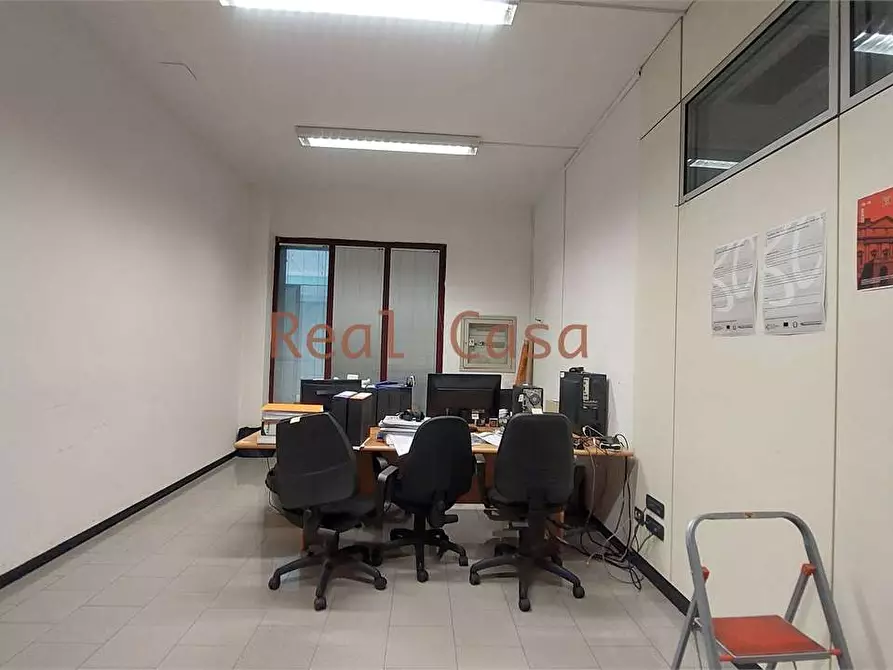 Immagine 17 di Ufficio in affitto  in Via Carlo Zucchi a Modena