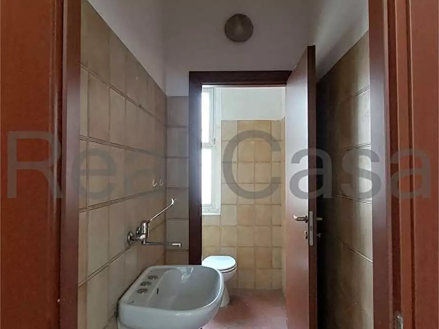 Immagine 11 di Capannone industriale in vendita  in Via Peri a Modena