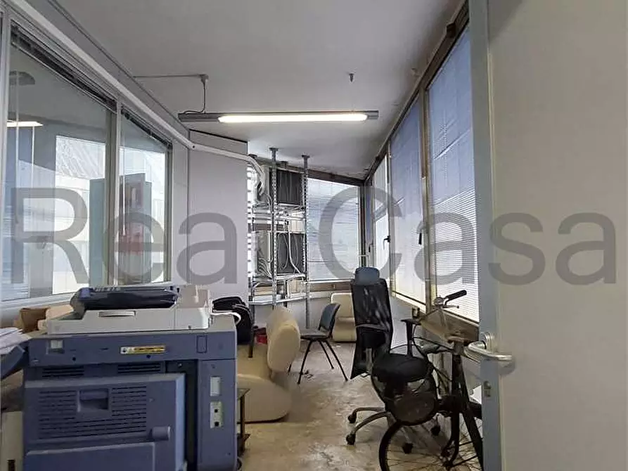 Immagine 12 di Ufficio in vendita  in Via Cagliostro a Modena