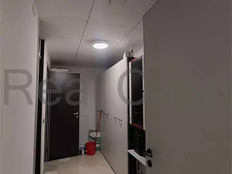 Immagine 25 di Ufficio in vendita  in Via Cagliostro a Modena