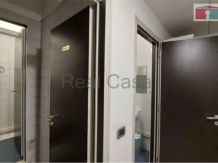 Immagine 29 di Ufficio in vendita  in Via Cagliostro a Modena