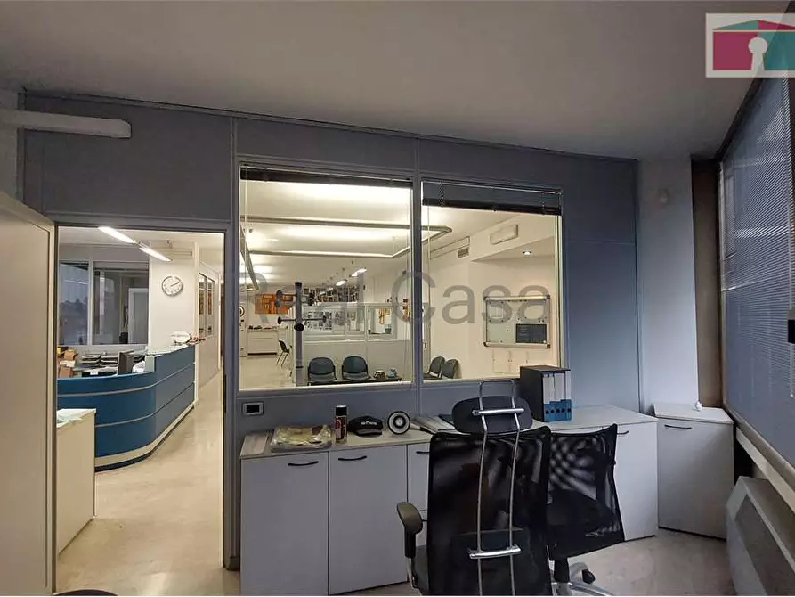 Immagine 39 di Ufficio in vendita  in Via Cagliostro a Modena