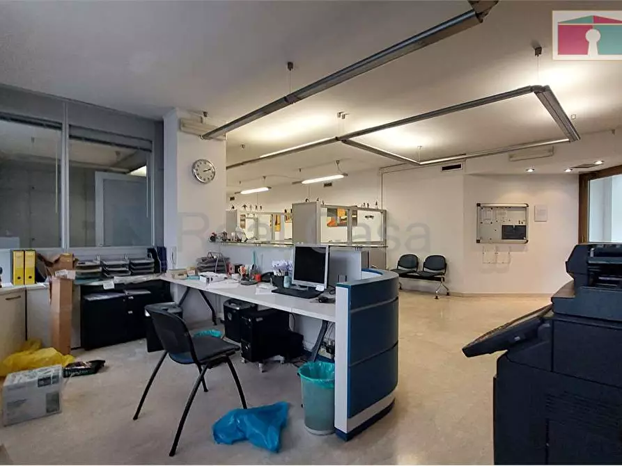 Immagine 4 di Ufficio in vendita  in Via Cagliostro a Modena