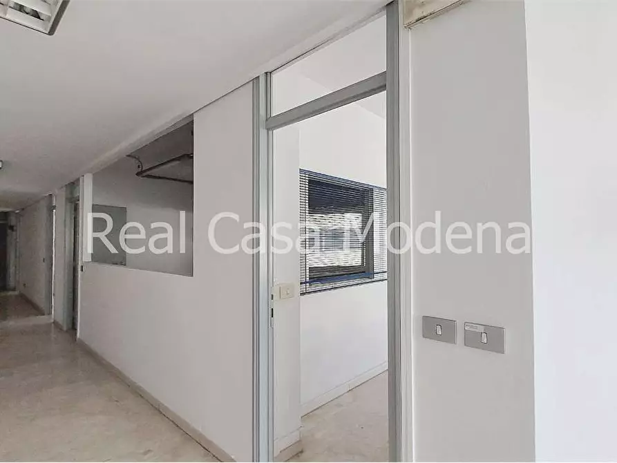 Immagine 3 di Ufficio in vendita  in Via Cagliostro a Modena