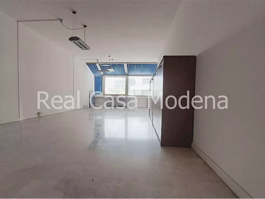 Immagine 15 di Ufficio in vendita  in Via Cagliostro a Modena