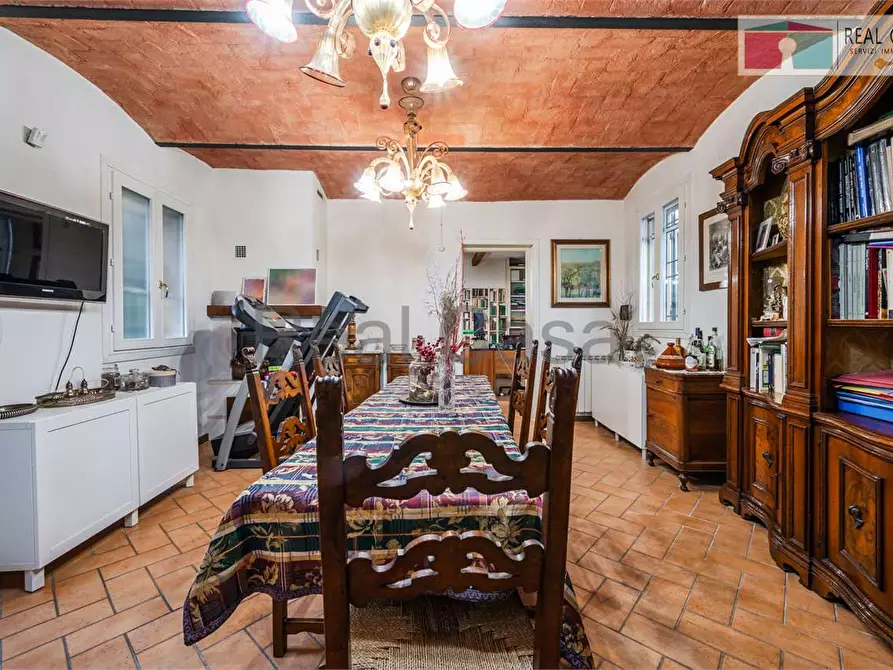 Immagine 25 di Villa in vendita  in Strada Formigina  660 a Modena
