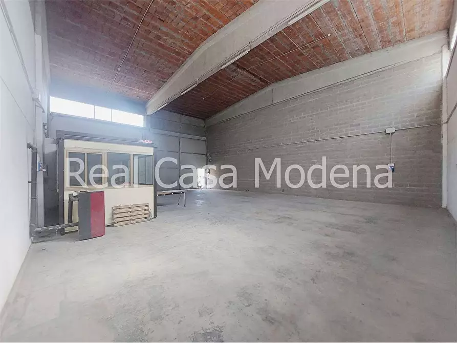 Immagine 12 di Capannone industriale in affitto  in Via Fondo Val tiepido  130 a Maranello