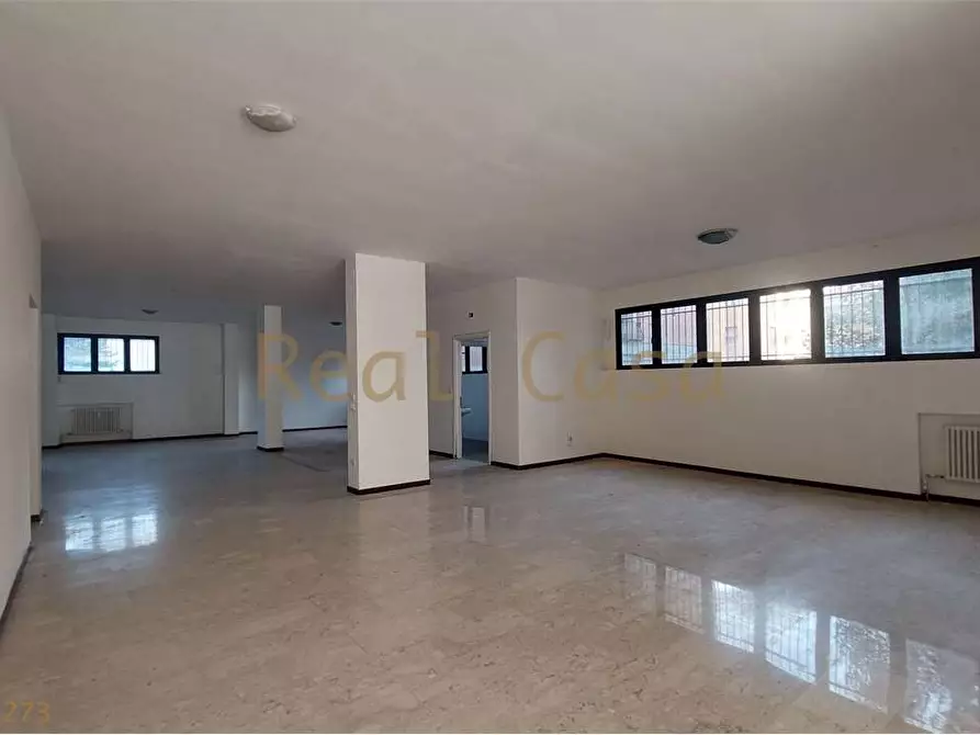 Immagine 32 di Ufficio in vendita  in Via Giardini  322 a Modena