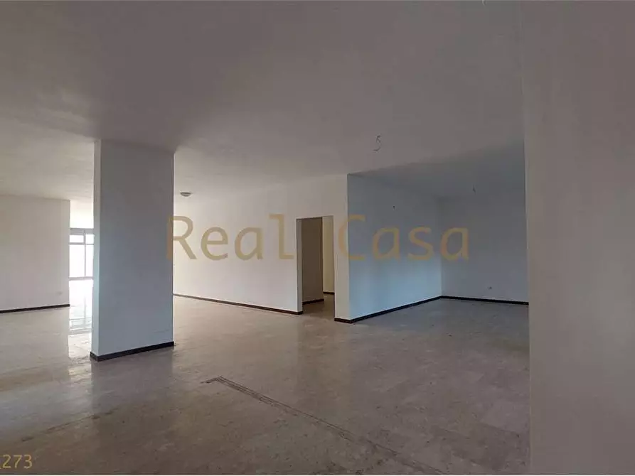 Immagine 42 di Ufficio in vendita  in Via Giardini  322 a Modena