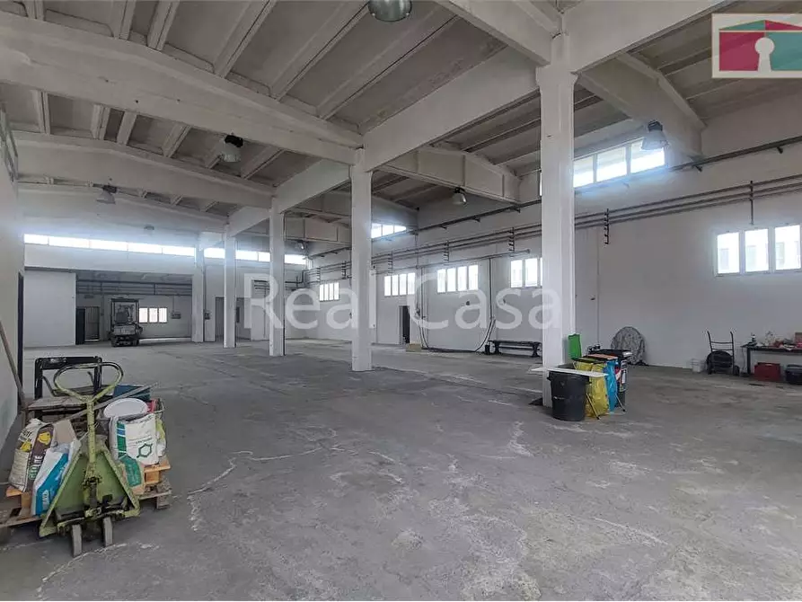 Immagine 4 di Capannone industriale in affitto  in Strada Canaletto Sud a Modena