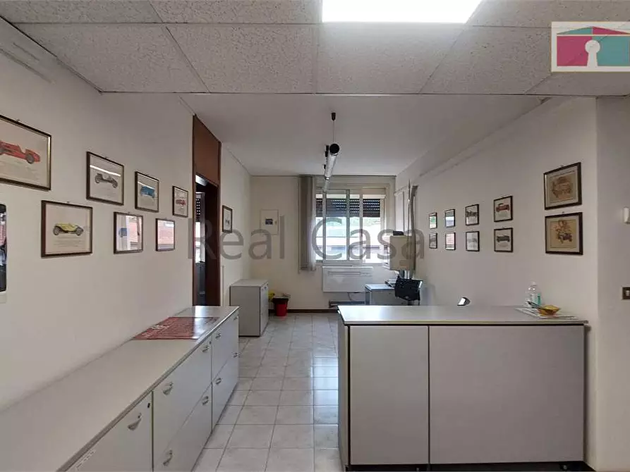 Immagine 9 di Ufficio in affitto  in Via Poletti a Modena