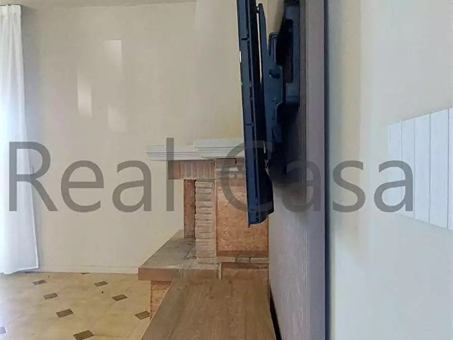 Immagine 7 di Villa in affitto  in Via Verdi  a Serramazzoni