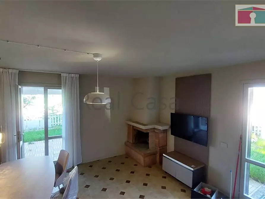 Immagine 10 di Villa in affitto  in Via Verdi  a Serramazzoni