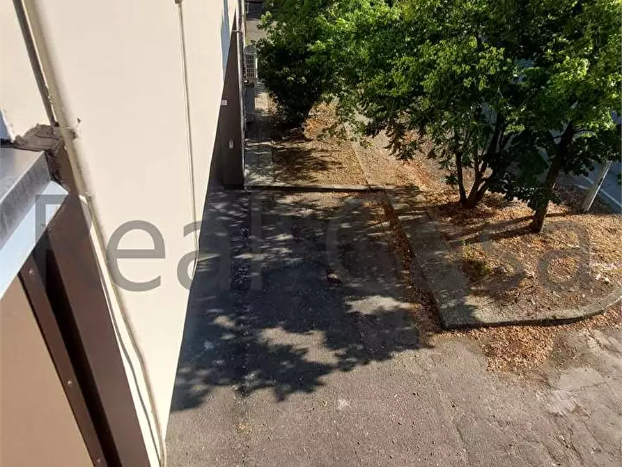 Immagine 43 di Ufficio in vendita  in Via Grecia a Modena